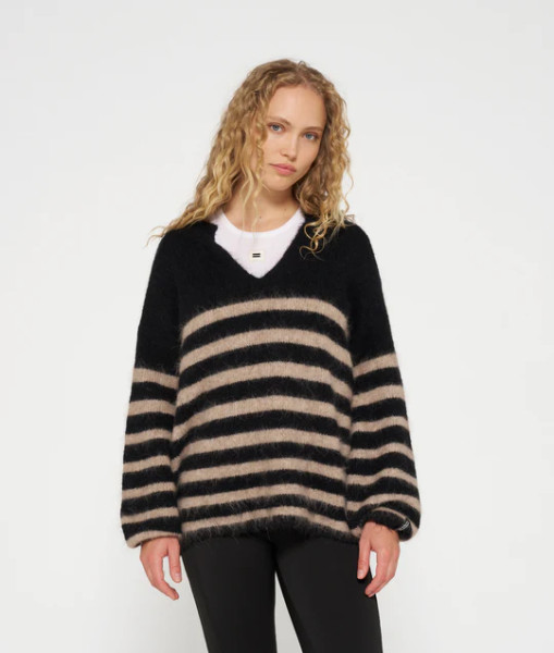 Soft Hairy Sweater Stripes black/light latte